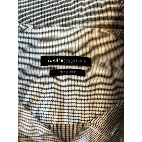 Van Heusen slim fit Dress Shirt - Picture 2 of 6